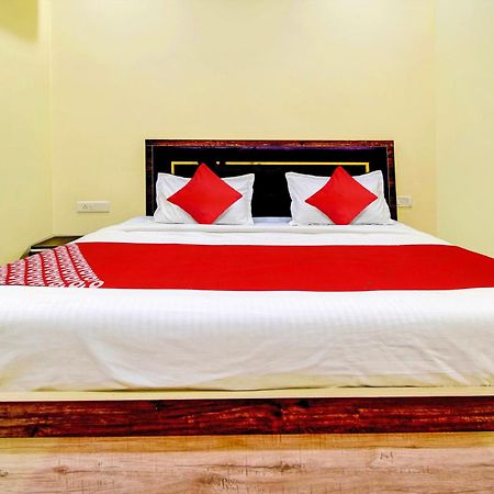 Hotel O Friendship Inn Delhi Kültér fotó