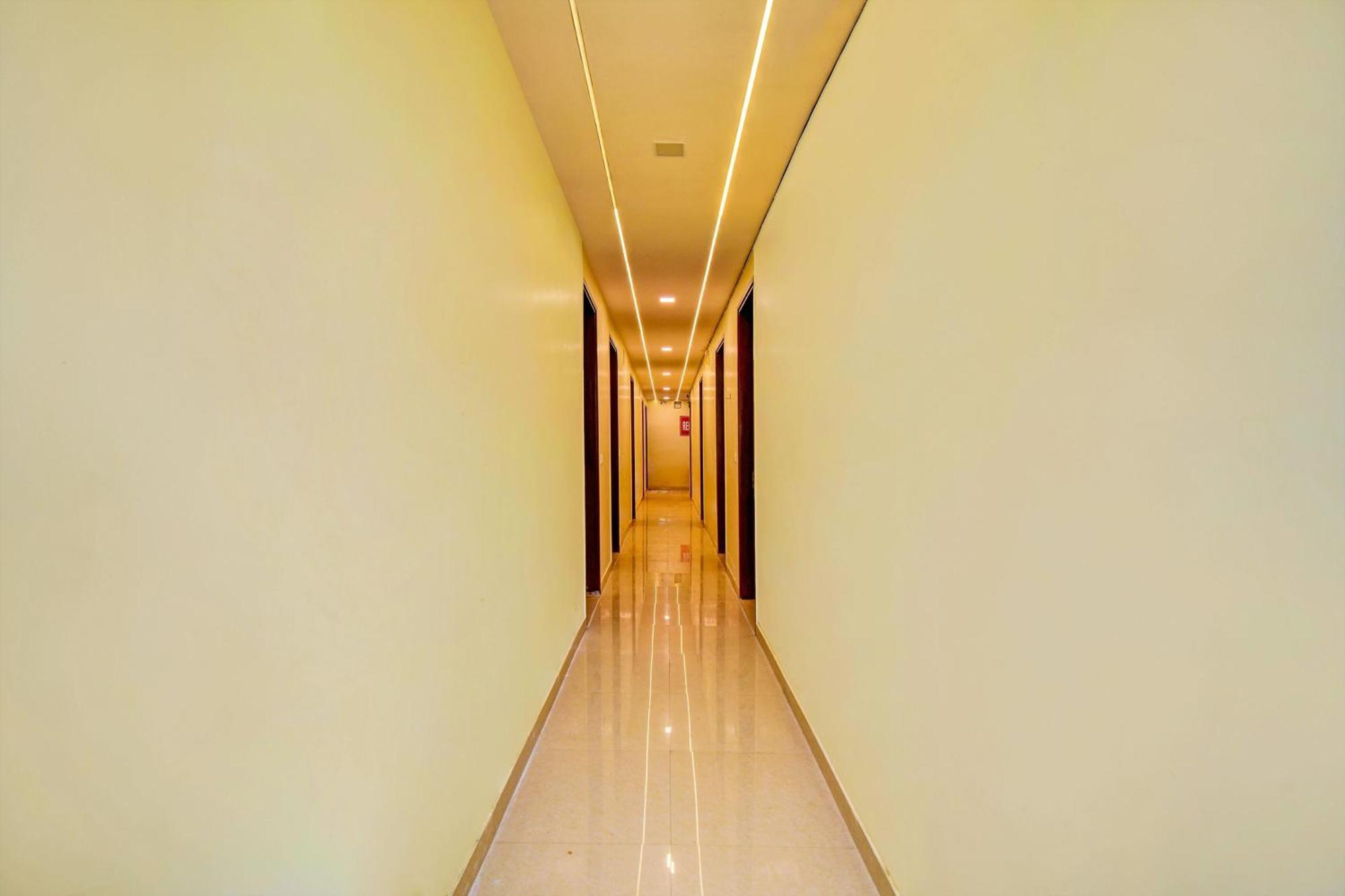 Hotel O Friendship Inn Delhi Kültér fotó